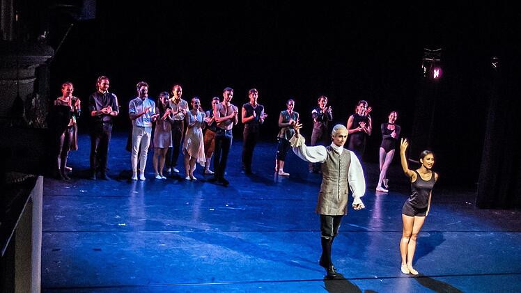 Reichlich Applaus gab es bei der Ballett-Gala im Landestheater Coburg.Foto: Jochen Berger