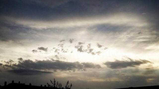 Am Dienstag Abend zog ein Gewitter mit Hagel und Starkregen über Franken. Foto: Anna Lienhardt