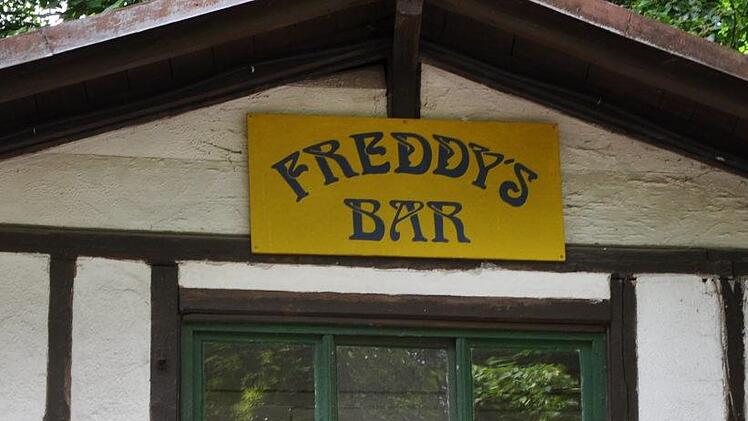 Noch thront am Fachwerk-Giebel das Schild "Freddy´s-Bar", doch diese bleibt für immer geschlossen.