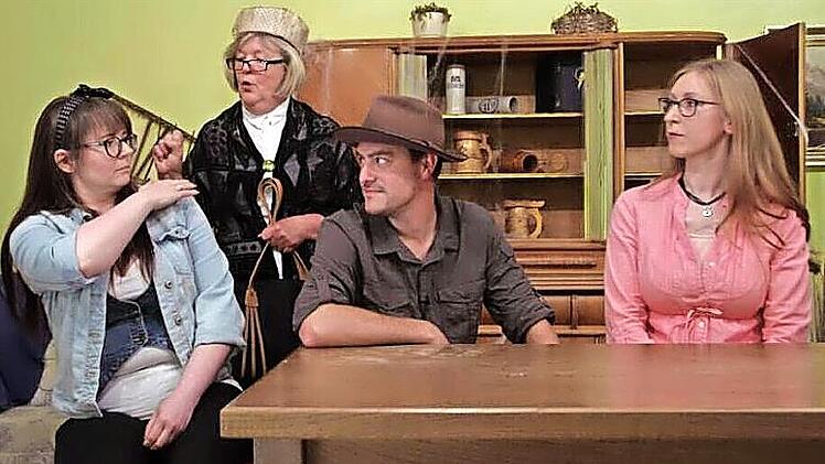 Das Theater- und Musicalensemble kann nicht nur Musical – auch für unterhaltsame Abende mit heiteren Komödien wird gesorgt.