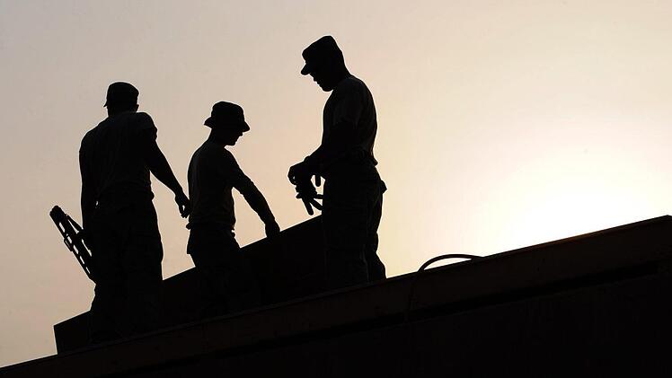 Reisende Handwerker haben am Donnerstag versucht, eine Frau im Kreis Lichtenfels abzuzocken.  Symbolbild: pixabay