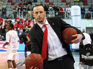 Arne Woltmann feierte als Co-Trainer vier deutsche Meisterschaften mit den Brose Baskets. Seit zwei Jahren ist er als Headcoach in K&ouml;ln aktiv. Foto: sportpress