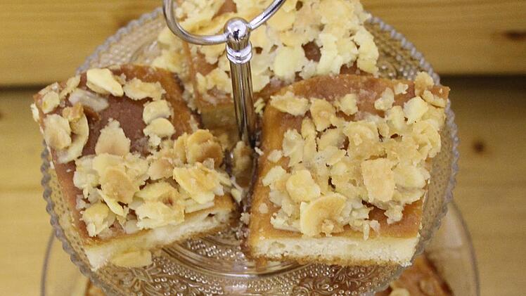 Syrischer Butterkuchen mit Mandeln. Foto: Sonny Adam