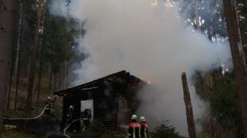 War ein Feuerteufel am Werk? Eine Brandserie hielt über Ostern Feuerwehren und Polizei in Atem.News5/Feuerwehr Kulmbach