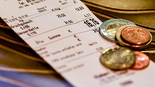 Auf einem Kassenbon bei Aldi hat ein Moderator einen Posten &uuml;ber "1 Cent" entdeckt - was hat es damit auf sich