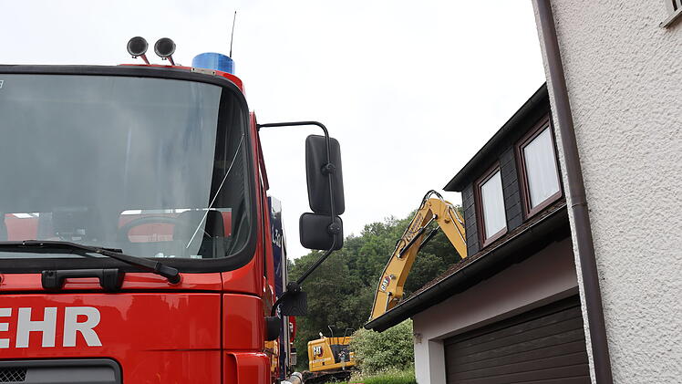 Eine Millionen Euro Schaden und 80 tote Kaninchen: Brand auf landwirtschaftlichem Anwesen ausgebrochen