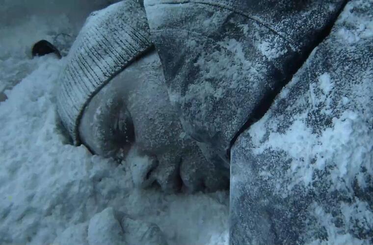 Erfrierungstod Das passiert im Körper bei einer Unterkühlung und so