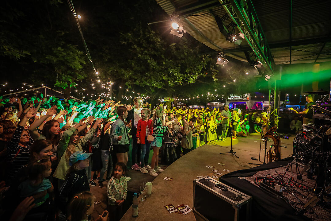 Impressionen vom größten Weinfest in Franken!