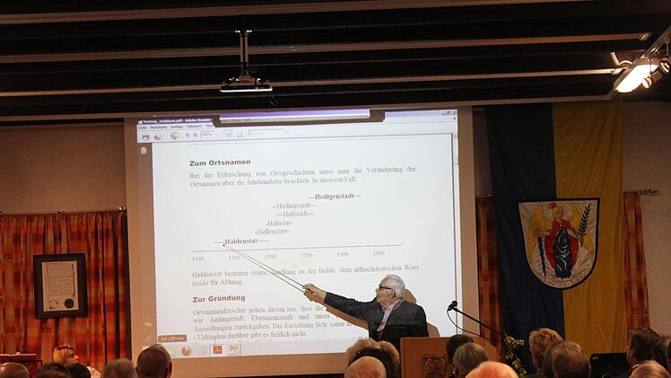 Erklärungen zum Ortsnamen Foto: Carmen Schwind