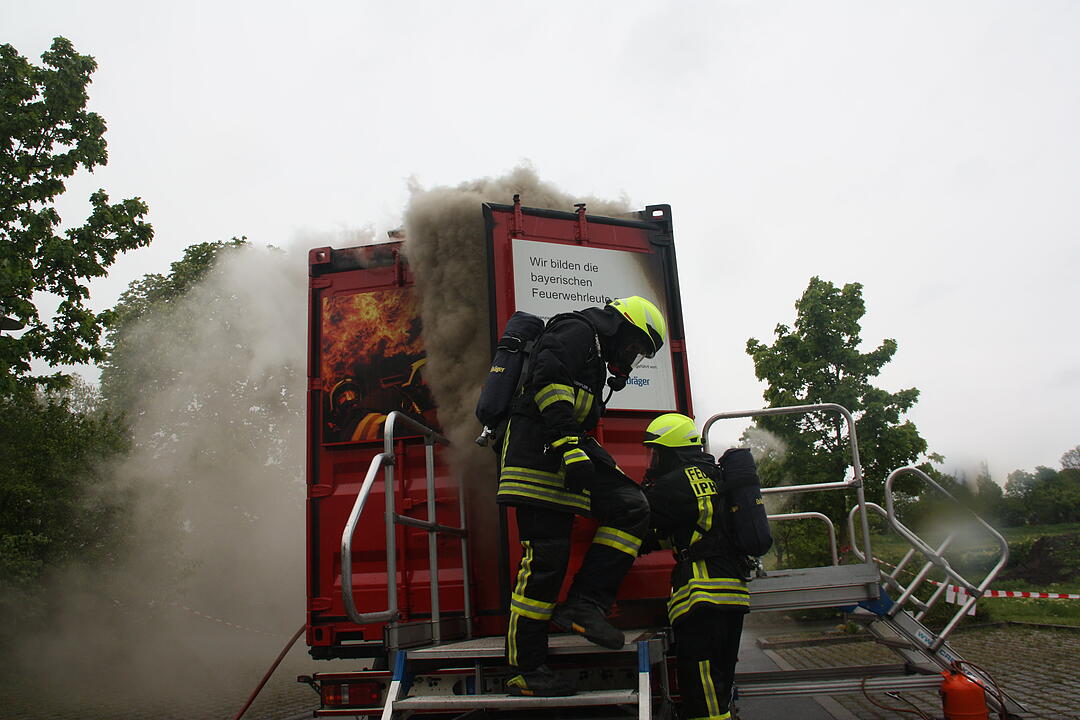 FEuerwehr-Brandcontainer