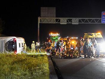 Niederlande: Schwerer Unfall mit Bus mit deutschen Sch&uuml;lern