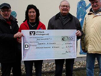 B&auml;cker spenden f&uuml;r das Tierheim