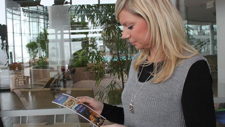 Das von der Stadt gesponserte Well & Shop-Parkticket ermöglicht es Besuchern der KissSalis-Therme auch künftig, ihren Wagen kostenlos in den beiden Parkhäusern abzustellen. Foto: Mäuser