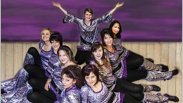 Tanzen ist ihr Hobby: einige Aktive der TSG Ebensfeld Foto: Catrin Fößel