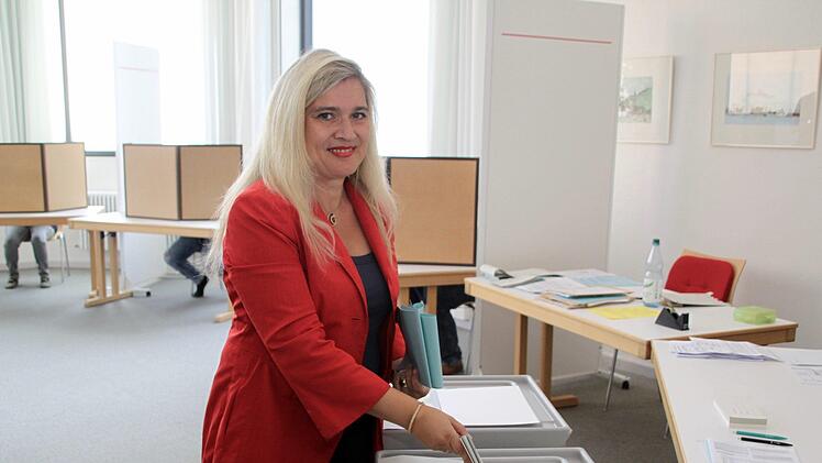 Im Stadtarchiv ging Gesundheitsministerin Melanie Huml am Sonntag zur Wahl. Foto: privat