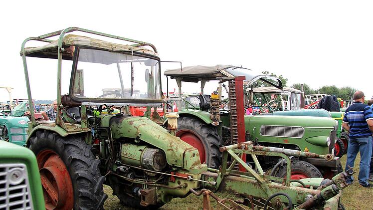Impressionen vom Oldtimer-Treffen   Foto: Richard Sänger