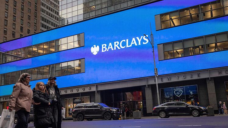 Barclays streicht 5000 Stellen.