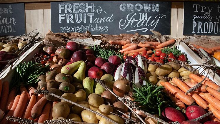 Die Gem&uuml;sekiste der Allianz Kissinger Bogen hat schon 100 Abonnenten.  Symbolfoto: Paul Zinken/dpa