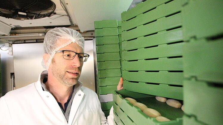 Besuch in der Backstube der Bäckerei Peter Schmitt. Foto: Benedikt Borst