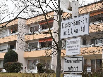 In der Kloster-Banz-Straße in Bamberg-Ost sind die Heizungen defekt - und die Bewohner klagen über kalte Wohnungen. Foto: Ronald Rinklef