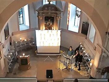 Ankommen, singen und beten hieß es bei einem gut besuchten Gottesdienst in der Igensdorfer St.-Georgs-Kirche. Foto: privat