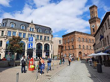 Fürth: Sozialrathaus führt neue Erreichbarkeitszeiten ein - aufgrund hoher Nachfrage