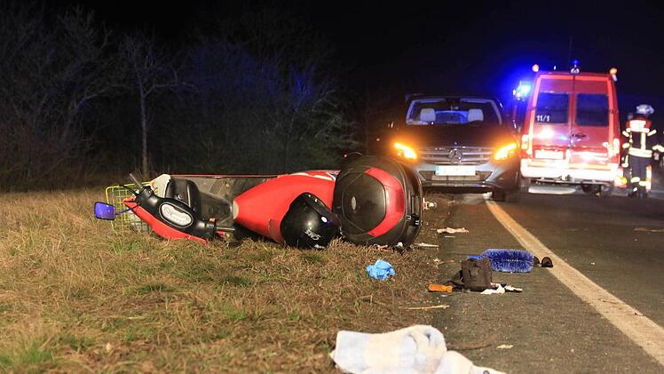 Nach dem schweren Unfall zwischen Hirschaid und Altendorf vor einem Jahr starb der Fahrer des Rollers unverschuldet. Foto: Ferdinand Merzbach