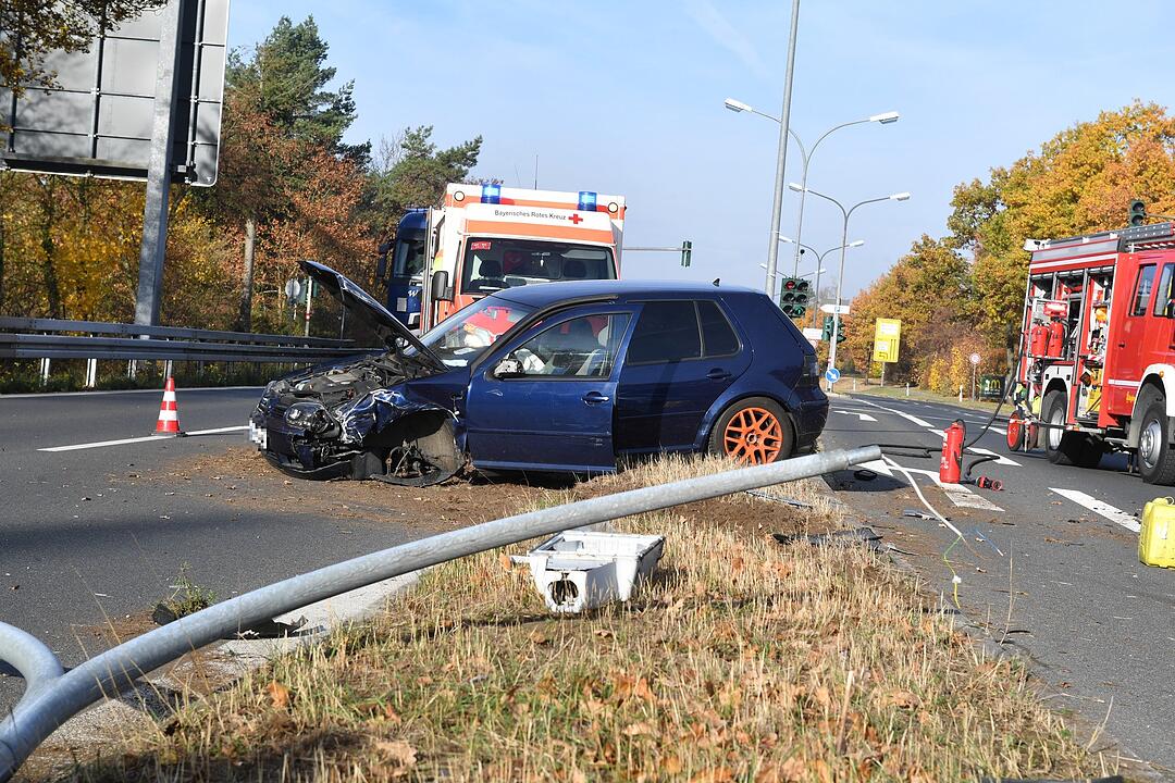 Unfall in Bamberg: Zwei Verletzte am Berliner Ring