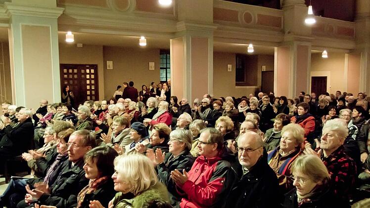 Reichlich Beifall gab es von den zahlreichen Zuhörern in der Morizkirche.