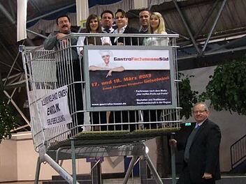 Einen Einkaufswagen voller Aussteller erhofft sich Rudolf F. Thomas für die Gastronomie-Fachmesse. Foto: Berthold