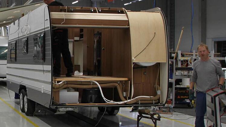 Aktuell laufen rund 2300 Fahrzeuge im Werk Mottgers vom Band. Bis 2016 soll die Jahresproduktion auf 3500 steigen. Fotos: Ulrike Müller