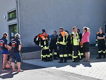 Rund 50 Helfer suchten am Samstagmorgen nach dem Vermissten. Foto: Friedrich