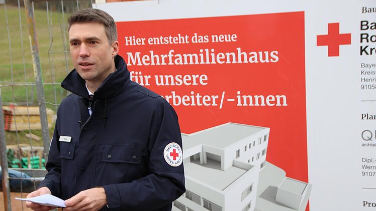 Stefan Müller bei der Begrüßung zum Spatenstich.  Foto: Andreas Dorsch