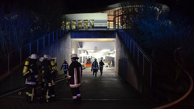 Zu einem offenen Brand in der Elektrik der Ozonanlage im "Bauch der KissSalis-Therme" kam es in der Nacht zum Mittwoch. Der Betrieb kann jedoch ohne Beeinträchtigungen weitergehen.  Foto: Peter Rauch