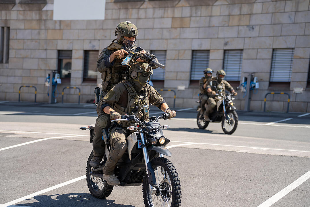 Motto: &bdquo;Sicherheit auf Landstra&szlig;en&ldquo;