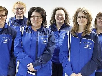 Die Unterpreppacher Keglerinnen freuen sich über die Meisterschaft, v. l.: Sonja Zellner, Doris Welsch, Monika Schor, Yvonne Gercke, Vanessa Grader, Sophia Steinmetz. Auf dem Bild fehlt Michaela Elflein. Foto: Dietz