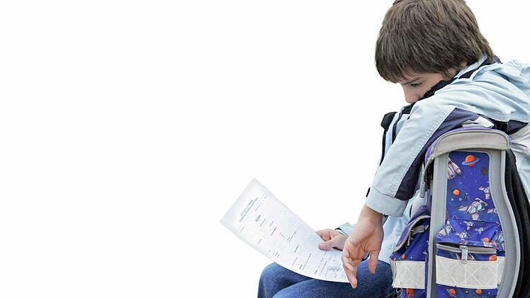 Am Freitag bekommen viele Schüler ihre Zwischenzeugnisse. Foto: dpa