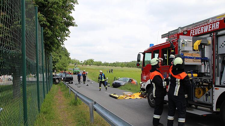 Unter anderem beinhaltet er eine Schere.