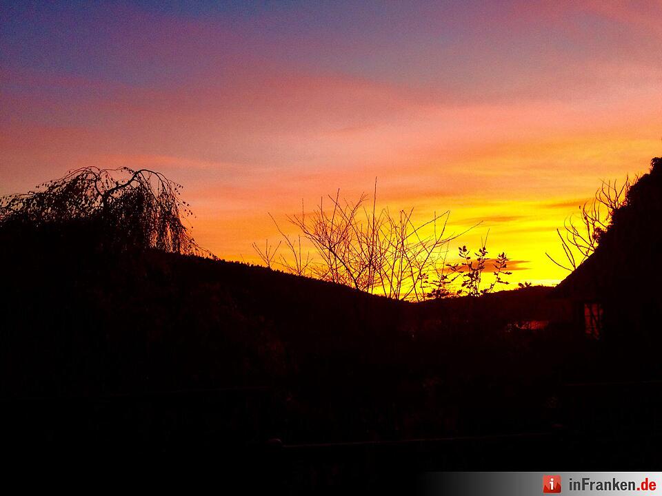 Abendrot vom 8.11.2015 - Die Bilder unserer Leser