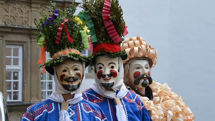 Die Hennebergmuseum werden Faschingsmasken ausgestellt.Foto: Björn Hein