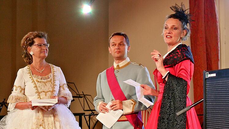 Charlotte Richter alias Lola Montez, Pavol Tkác alias König Ludwig I., Dr. Karin Ott alias Kaiserin Elisabeth (Sisi). Kerstin Junker