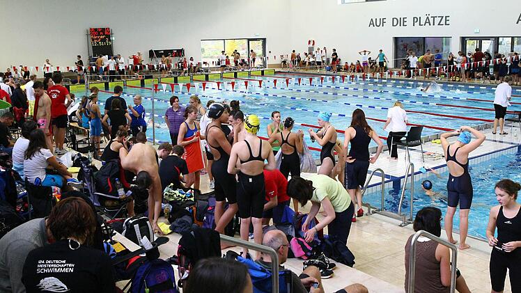 Im Oktober richtete die SG Bamberg im Bambados die bayerischen Kurzbahnmeisterschaften im Schwimmen aus. Foto: Sportpress/Archiv