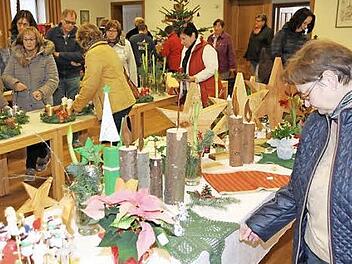 Gut besucht war der Adventsbasar in Eggolsheim. Foto: Mathias Erlwein