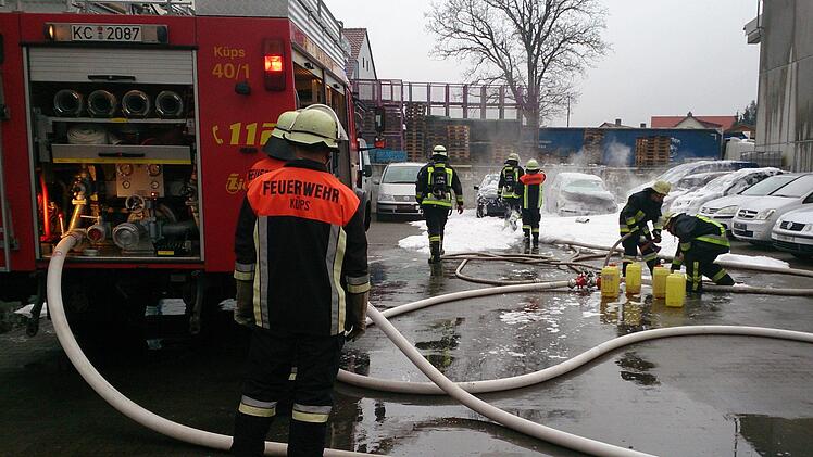 Die Feuerwehr war schnell vor Ort. Foto: Herbert Knoth
