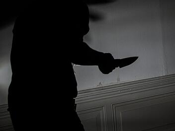 Bei einem Angriff mit einer Stichwaffe in Nürnberg wurde ein Mann (64) schwer verletzt. Der mutmaßliche Täter wurde verhaftet. Symbolfoto: Pixabay.com