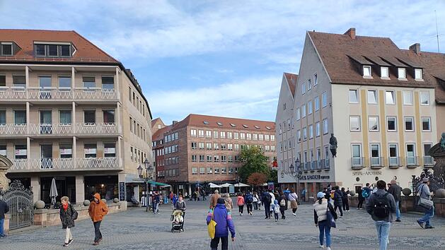 Museumsbrücke Hauptmarkt Nürnberg Innenstadt