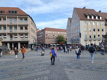 Museumsbrücke Hauptmarkt Nürnberg Innenstadt