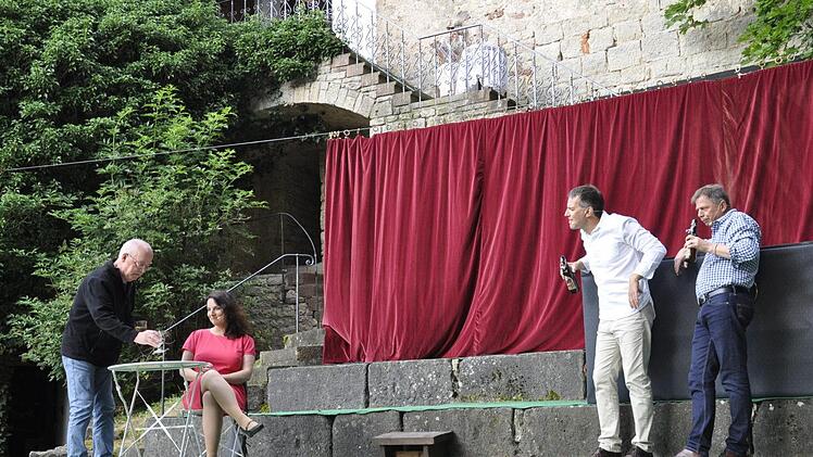 Vielseitig war das Rahmenprogramm zum 30-jährigen Bühnenjubiläum von "spectaculum". Foto: Peter Klopf