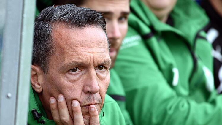Neudrossenfelds Trainer   Werner Thomas war nach der Niederlage in Friesen ratlos und verärgert. Jetzt  fordert er von seinem Team gegen den FSV Bayreuth Wiedergutmachung.   Dirk Meier