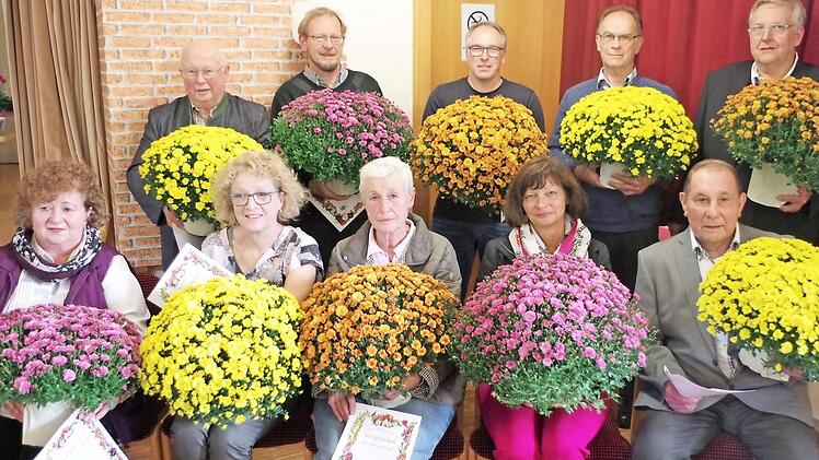 In Stockheim wurden in der Gruppe II 14 Teilnehmer durch den Gartenbaukreisverband Kronach ausgezeichnet.